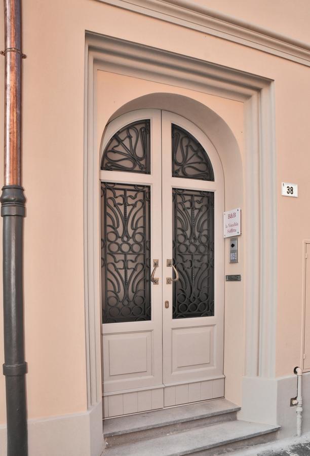 فندق كوتيغنولافي  La Vecchia Soffitta المظهر الخارجي الصورة
